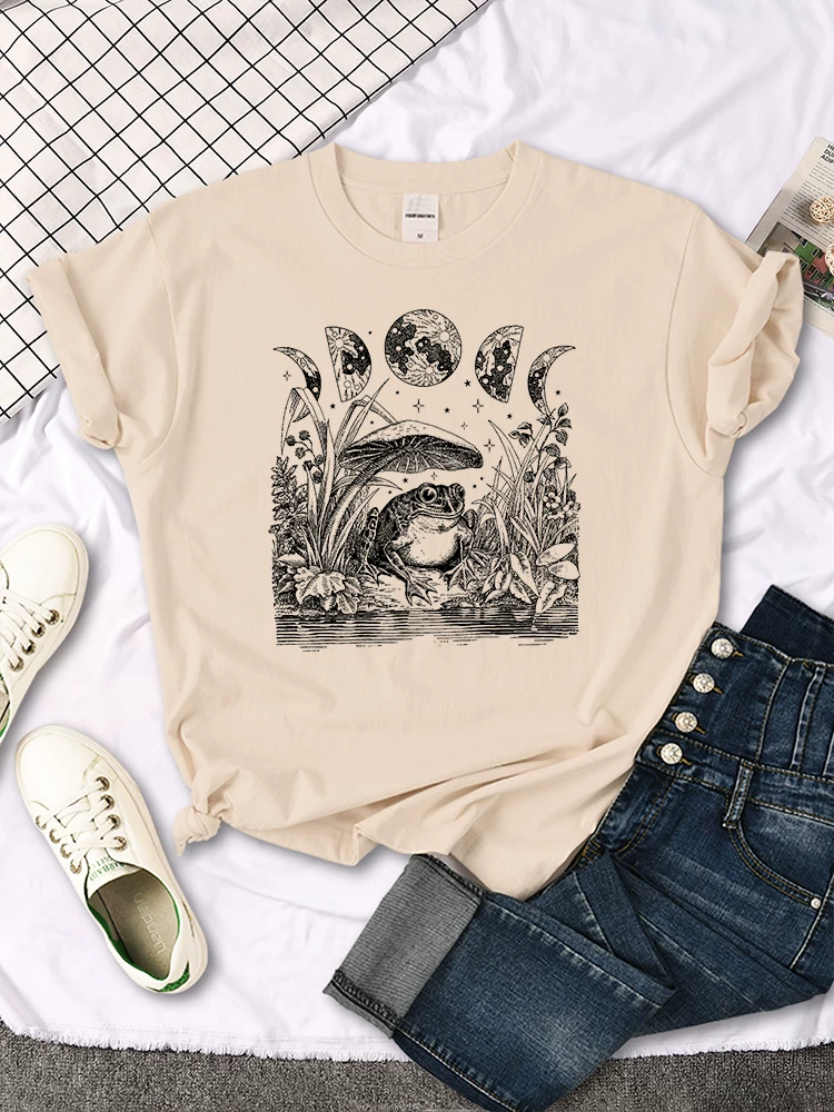 [Милый коттеджный эстетический лягушонок-гриб-гamb Witchy футболка]
