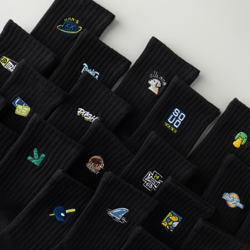 Black Socks Men's Long Socks Pure Cotton Deodorant Spring and Autumn Style Men's Cute Couple Embroidered Long Tube Sports Basketball Socks