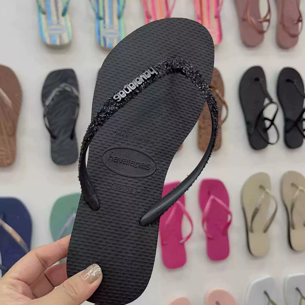 Бразильские слипоны Havaianas однотонные узкие халва Havana шлёпанцы для женщин, нескользящие пляжные сандалии-углы
