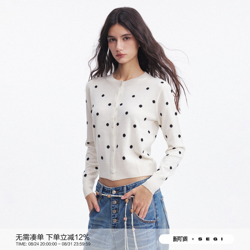 Segi Original Design Autumn and Winter New Wool Blend Polka Dot Knitted Cardigan Women's Lazy and High-End Top Segi Original Design Autumn and Winter New Wool Blend Polka Dot Knitted Cardigan Women's Lazy and High-End Top