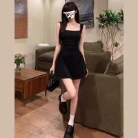 Короткий черный