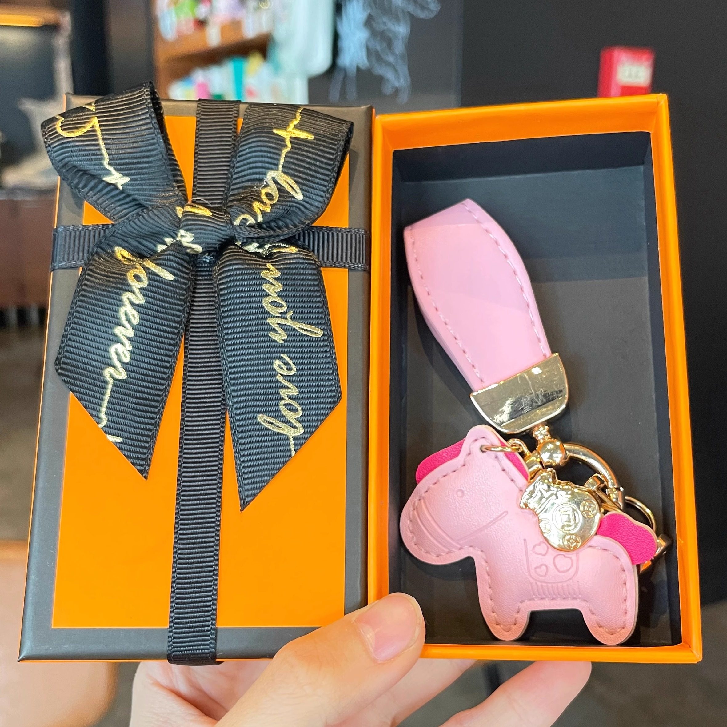 Creative Instant Wealth Keychain Pendant Car Keychain Wrist Strap Cartoon Leather Pony Bag Pendant Gift