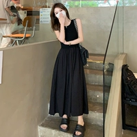 Черный без рукавов