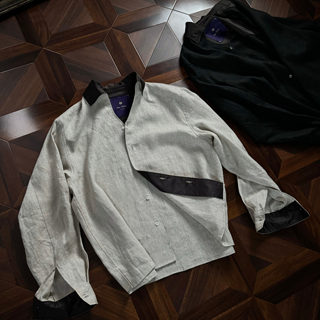 Einkragenhemd aus 100 % taufrischem leinen von oclin, elegante und luxuriöse atmosphäre, retro-futter-silhouette, purple label-serie