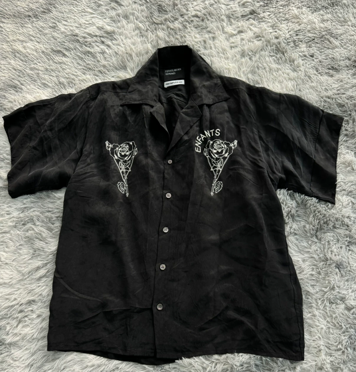 Рубашка из купры шёлк высветленная с вышивкой розовых шипов ERD Rose Thorns Embroidery Cupro Silk Sand Washed Enfants Riches Deprimes