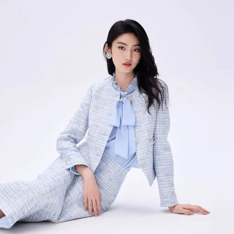 In-Stock Rhine-Style Small Floral Camellia Decorative French Linen Tweed Suit Top and Skirt, 26 Spring New Collection