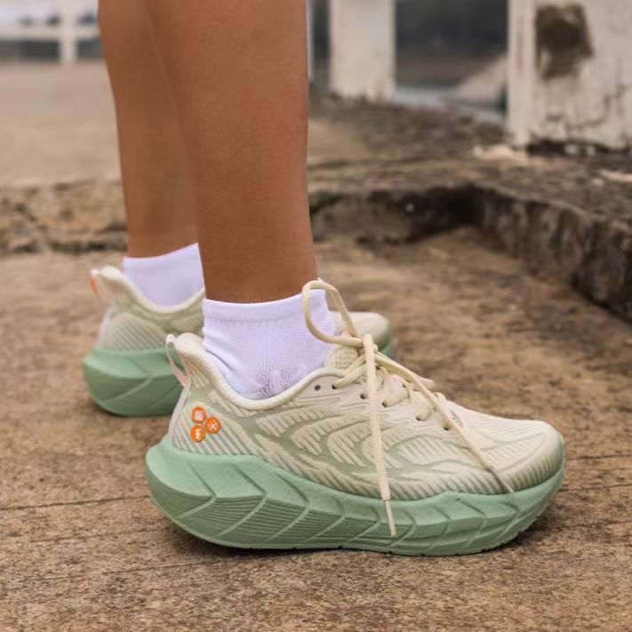 Bmai Expedition 5.0/6.0 Jump Rope, Aerobics, and Running Shoes Are Easy to Control for Both Men and Women Bmai Expedition 5.0/6.0 Jump Rope, Aerobics, and Running Shoes Are Easy to Control for Both Men and Women