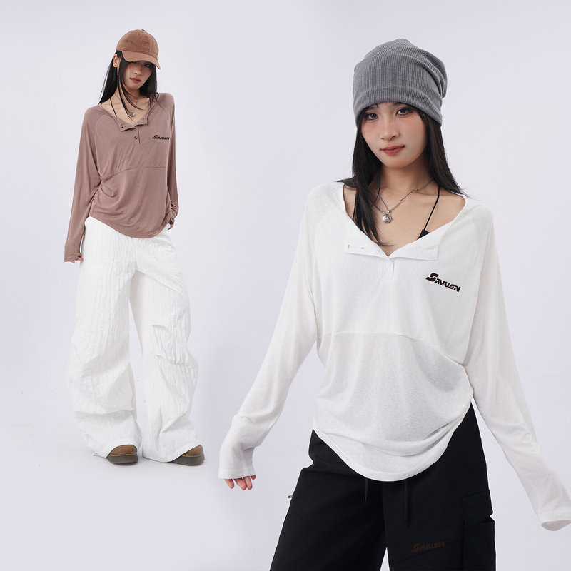 Half-Open Collar Kpop White Sports Sweatshirt for Women, Loose Fit, Patchwork Design, Niche Jazz Dance Long-Sleeve Top, Trendy Half-Open Collar Kpop White Sports Sweatshirt for Women, Loose Fit, Patchwork Design, Niche Jazz Dance Long-Sleeve Top, Trendy