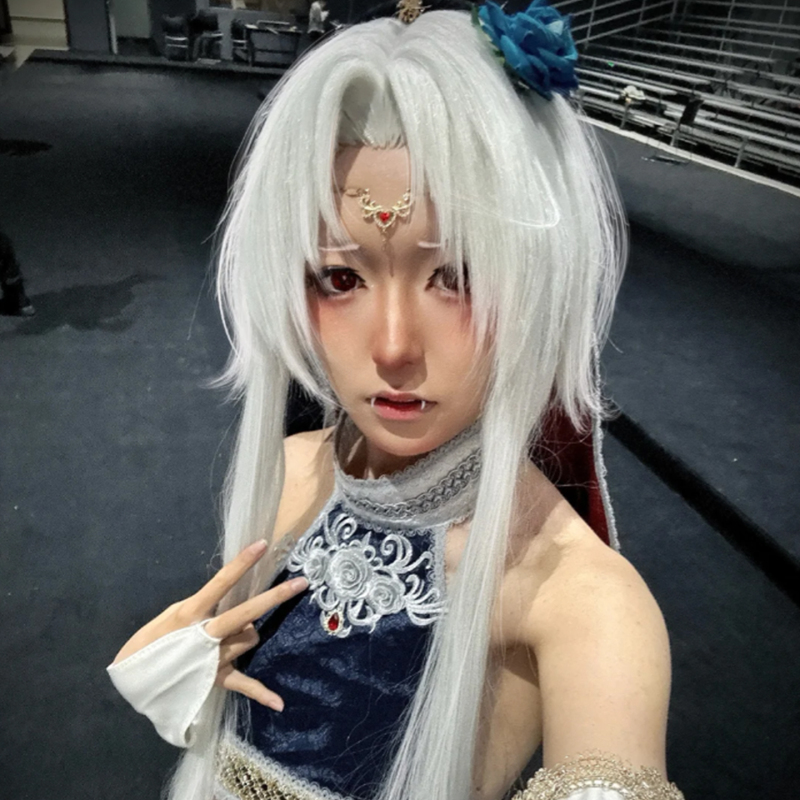Vlad Cosplay Silver-White Fake Hair Wig, Young Dracula, Beautiful Boy, Realistic Scalp, Long Hair with a Middle Part, Full Head Wig