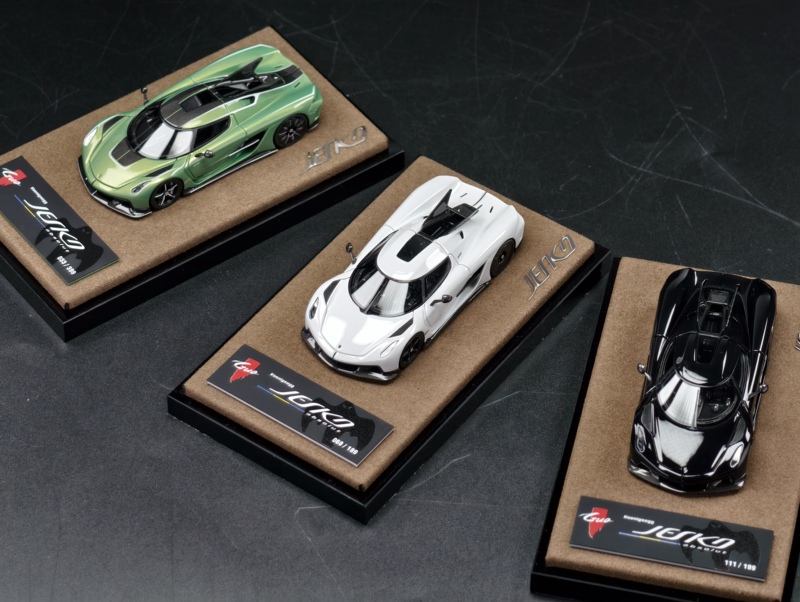 Guo 1/64 Koenigsegg Jesko Absolut Resin Car Model