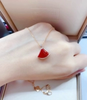 Вентилятор красный халцедон