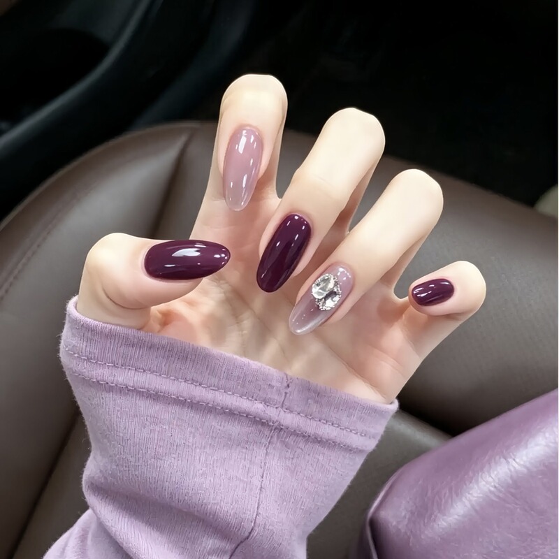 Beautiful Ice-Clear Purple Atmosphere-Enhancing Purple High-End Whitening Nail Stickers, Purple Handmade Wearable Nails, Medium-Length Style Beautiful Ice-Clear Purple Atmosphere-Enhancing Purple High-End Whitening Nail Stickers, Purple Handmade Wearable Nails, Medium-Length Style