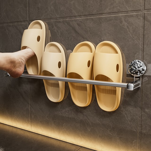 Japan imported suction cup slipper rack bathroom punch-free wall-mounted storage rack behind the door bathroom shoe drain rack