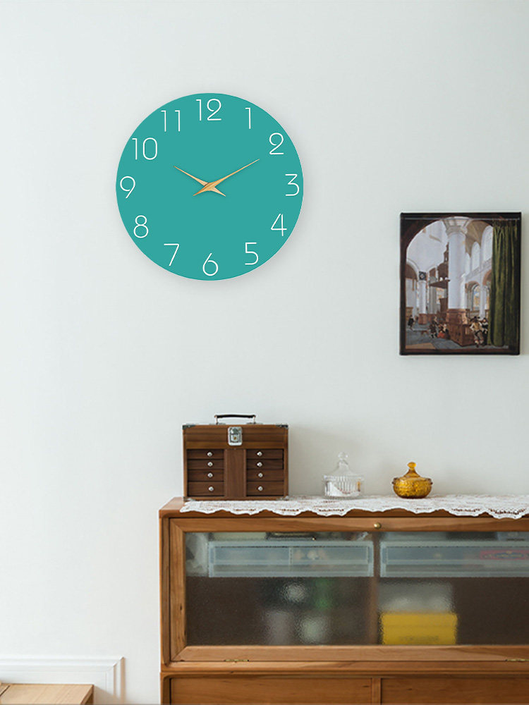 2026 New Stylish Living Room Trendy Wall Clock Creative Clock Simple Home Use No-Drill Silent Quartz Clock