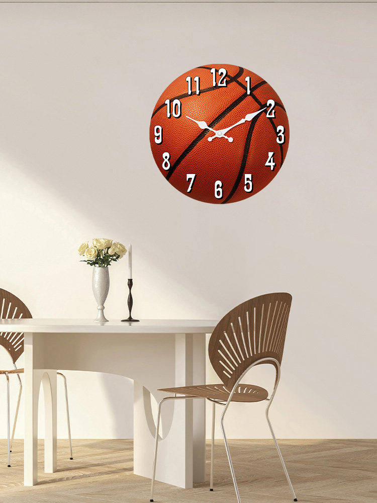 No-Drill Silent Basketball Clock 2026 New Sports Wall Clock Men's Birthday Gift Living Room Large Numbers Atmosphere