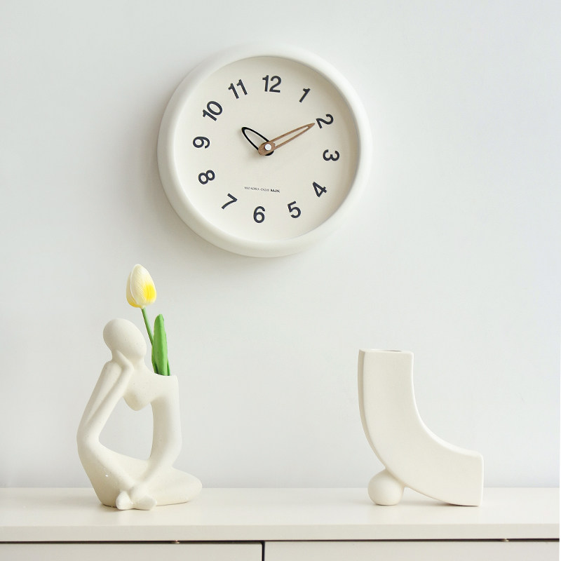 MJK clock hanging clock living room 2023 new home fashion muted minimalist modern cream wind clock hanging wall-Taobao