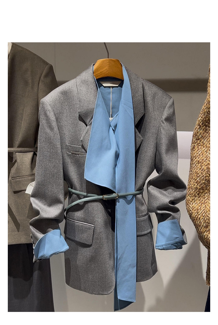 French Retro Blazer, Feminine, High-End, Niche Design, Unique Shirt Two-Piece Suit — تصویر 1