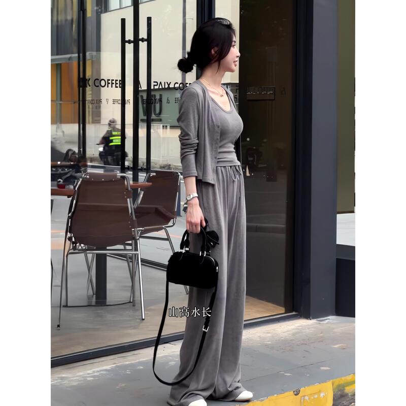 Fashionable Casual Sports Suit for Women in Spring and Summer, with a High-End Feel, Complete with a Set of Camisole Cardigan, Early Autumn Outfit, Three-Piece Set