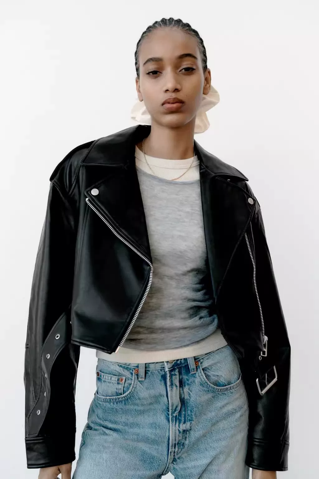 Autumn short polyurethane jacket, city style