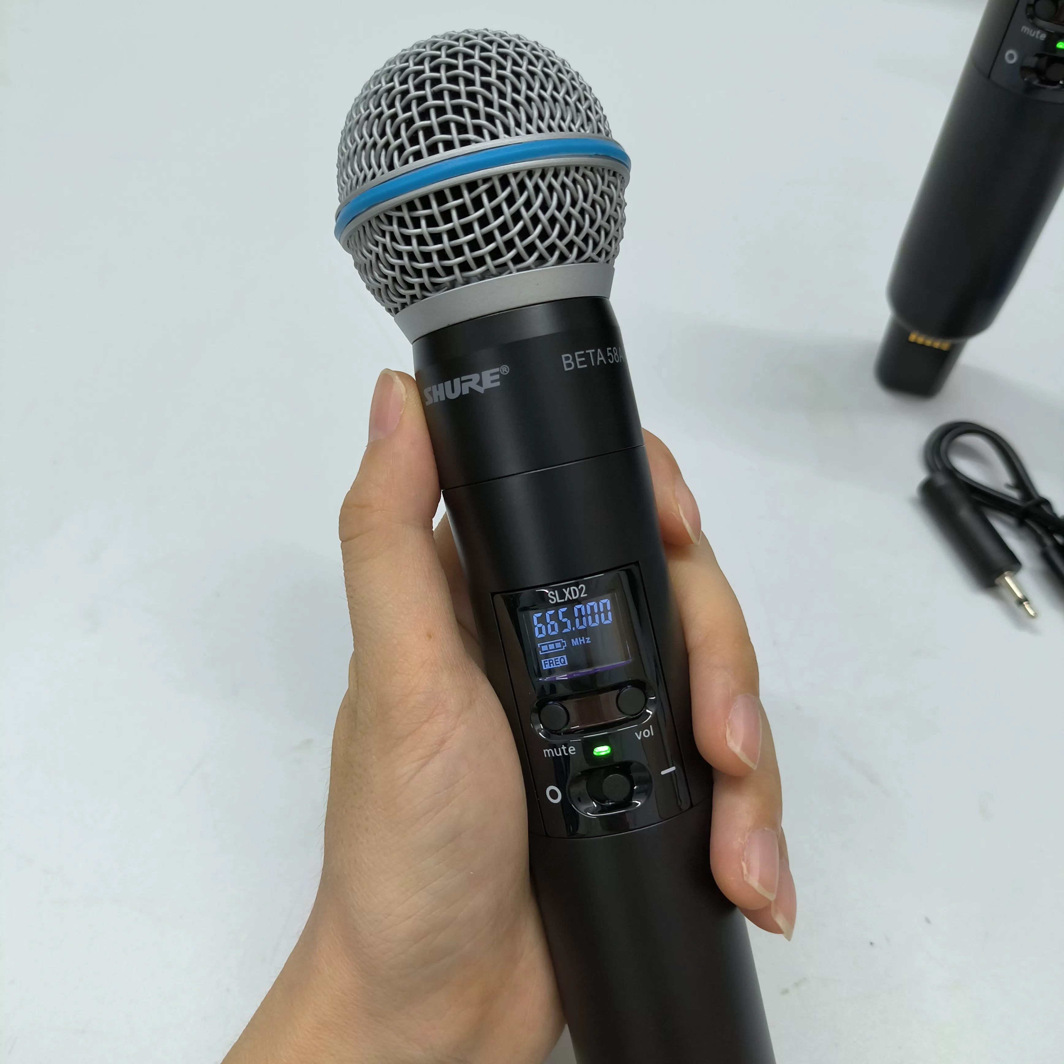 Профессиональный беспроводной микрофон Shure SLXD2, один к двум, U-сегмент, FM, караоке, ведущий на улице