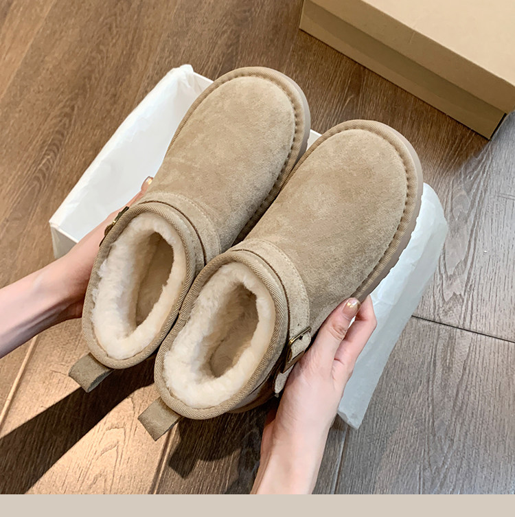 Thick-Soled Birkenstock-Style Leather and Fur Integrated Snow Boots for Women, Winter 2025 New Model, Fleece-Lined Cotton Boots, Large Cotton Shoes for Northeast, Size 34