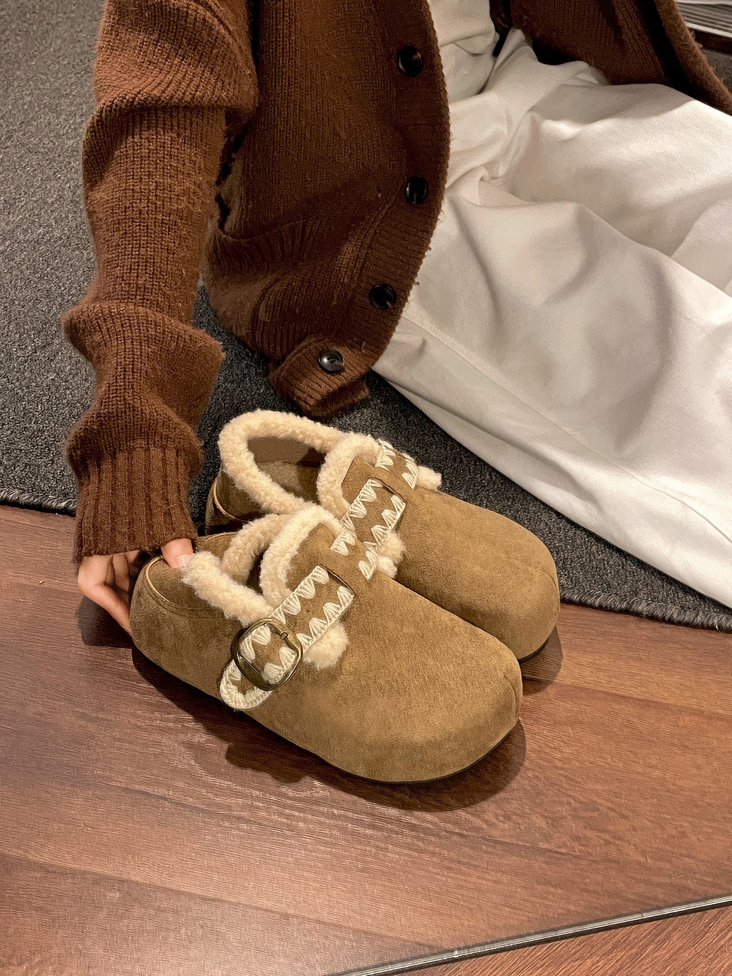 Thick-Soled Fleece-Lined Birkenstock Shoes for Women, 2025 New Winter Slip-On Furry Birkenstock Shoes, Warm Cotton Shoes, Size 34