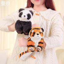 Manching pink Rabbit Rabbit Clap Hands Ring Small Raccoon Giraffe Clap Ring Small Panda Plush Doll Childrens Toys