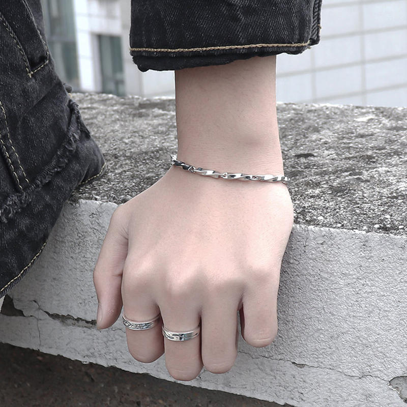 Titanium Steel Non-Fading Mobius Bracelet for Men Trendy ins Niche Twisted Stick Bracelet Diamond-Shaped Bracelet Couple Bracelet