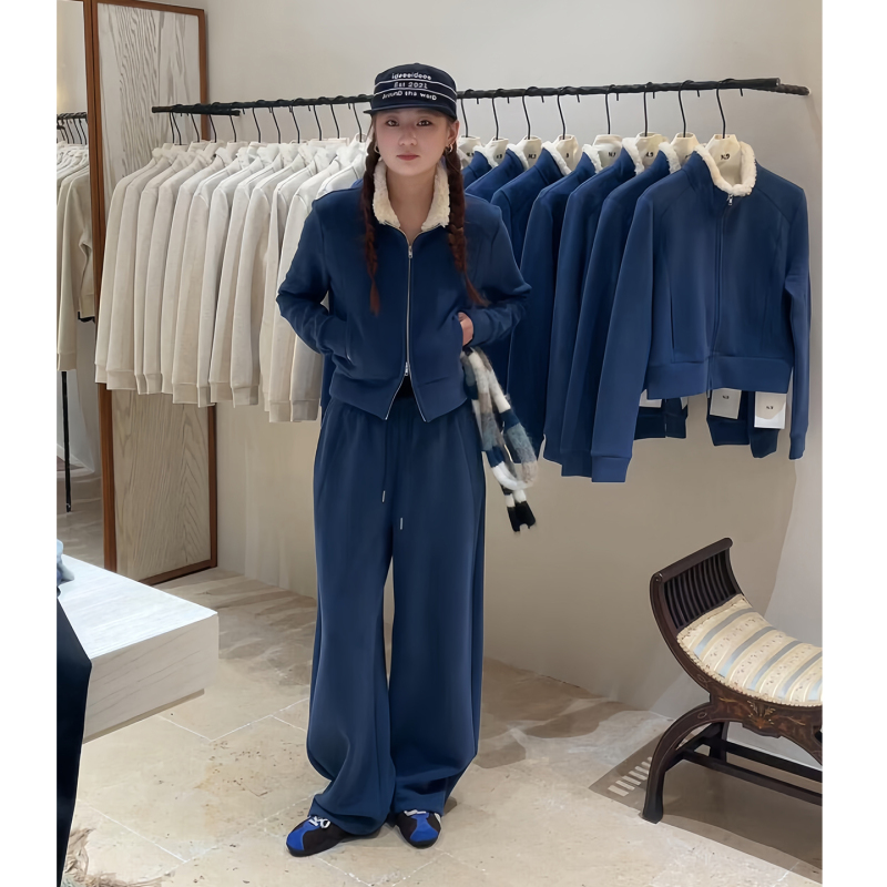 Very Stylish Fur Collar Sweatshirt Set for Women, Autumn and Winter New Style, Korean Style, High-End Stand-Up Collar Jacket and Long Pants Two-Piece Set Very Stylish Fur Collar Sweatshirt Set for Women, Autumn and Winter New Style, Korean Style, High-End Stand-Up Collar Jacket and Long Pants Two-Piece Set