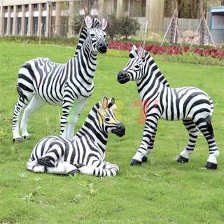 FRP spotted painted horse sculpture zoo outdoor simulation landscape park community lawn resin