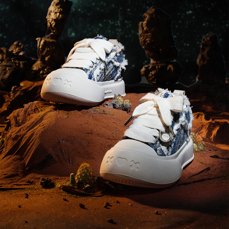 [Same Style as Mao Buxi] Soap Opera Bubble Shoes, Round-Toe Height-Increasing Canvas Shoes, Starry Sky Denim Thick-Soled Shoes