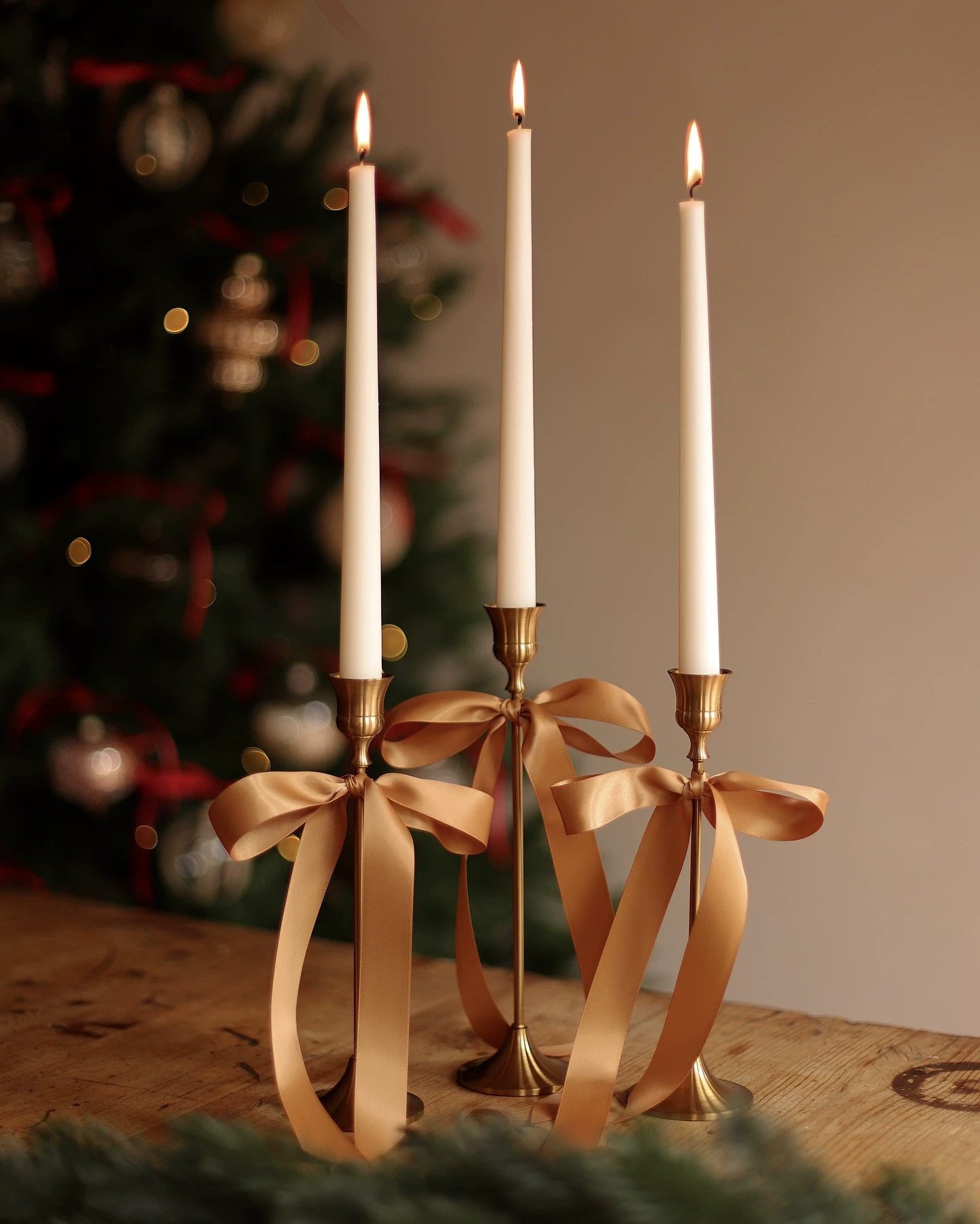 IOTC European style 25cm high smokeless long candle birthday wedding candle western restaurant long pole candle Christmas decoration