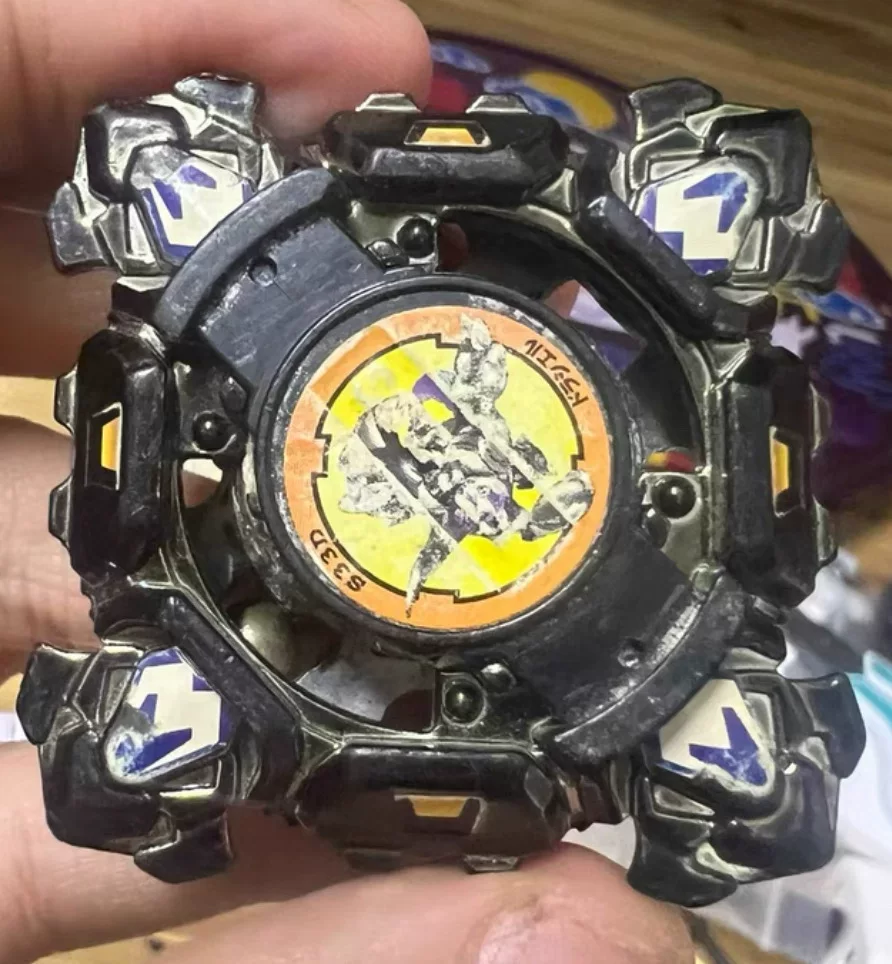 Юла-игрушка Takara Tomy, японская боевая версия, набор цветных персонажей