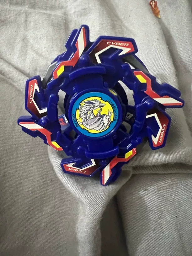 Юла-игрушка Takara Tomy, японская боевая версия, набор цветных персонажей