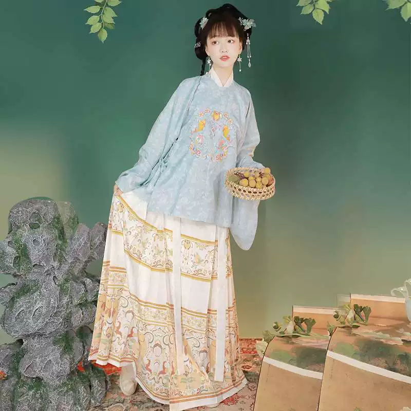 Взрослый Hanfu женский майнкровер с вышивкой на воротнике- crewneck размером Large Breath Embroidered P