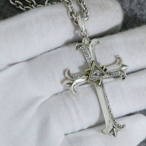 God's Eye Cross Necklace Bolt-Style Necklace Men's Pendant Bold Versatile Handsome Cross Crucifix