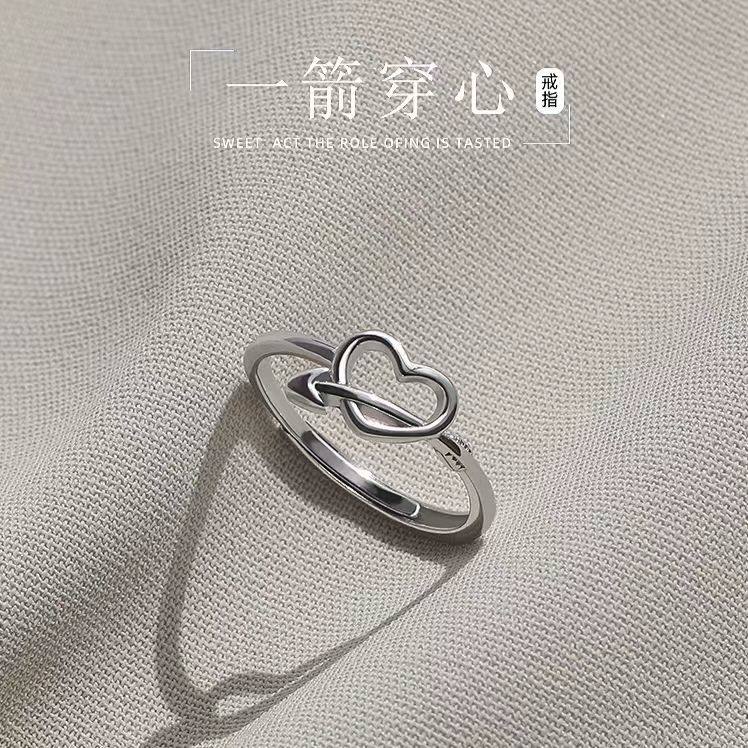 925 Silver Hollow Heart Ring for Women, Light Luxury Niche Heart-Shaped Single Ring, Friendship Ring for Besties