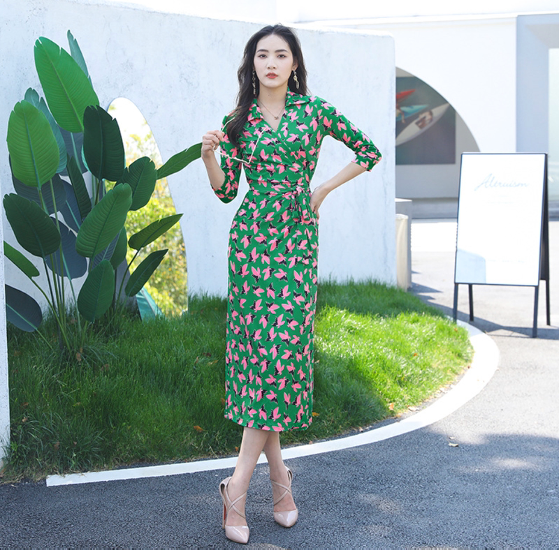 Pg Dvf Wrap-Around Skirt Summer New Style Pink-Green Butterfly Flower Elegant Stretchy Knitted One-Piece Dress