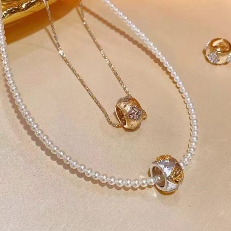 💎复古风情,璀璨闪耀 | 馨缘珠宝18K4分钻石拉丝路路通吊坠💖-其他-淘宝好物网
