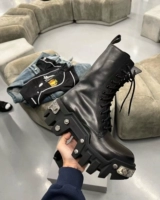 Черное кружевное оборудование