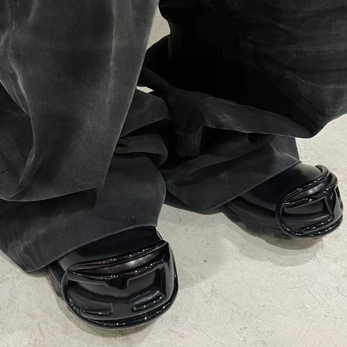 Модные низкие туфли на платформе, металлическая обувь для кожаной обуви