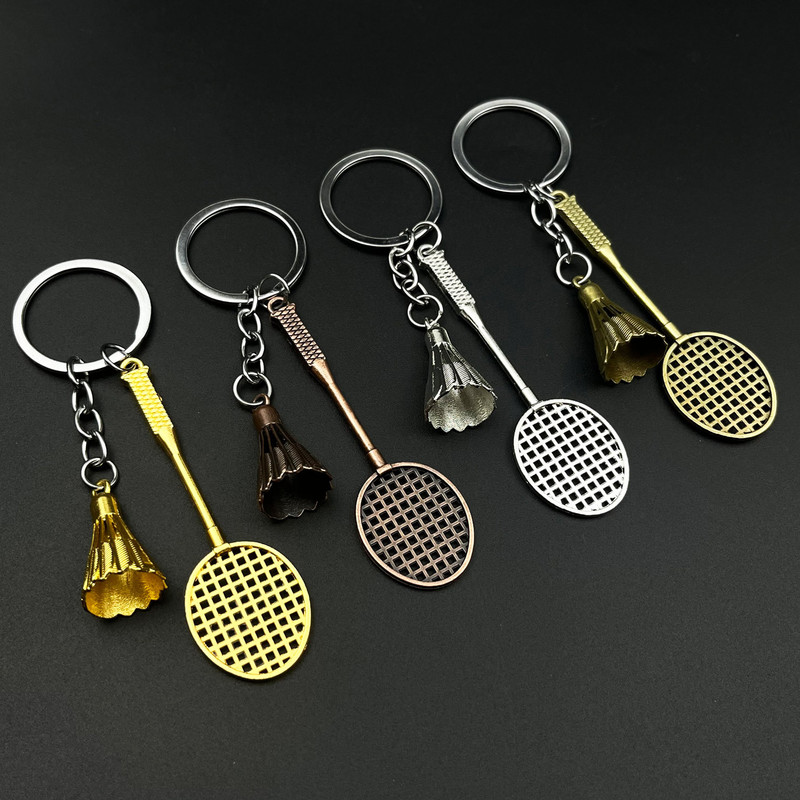 Trendy and Unique Feather Keychain for Men and Women, Key Strap, Car Key Chain, Motorcycle Pendant Strap, Creative Buckle