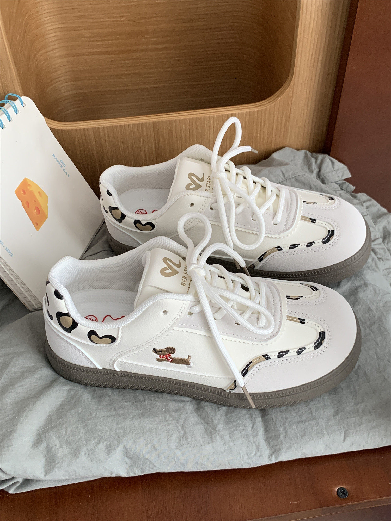 2026 Spring New German-Style Sneakers for Women, Korean Niche Embroidered Student Sports Casual Shoes, Versatile White Shoes