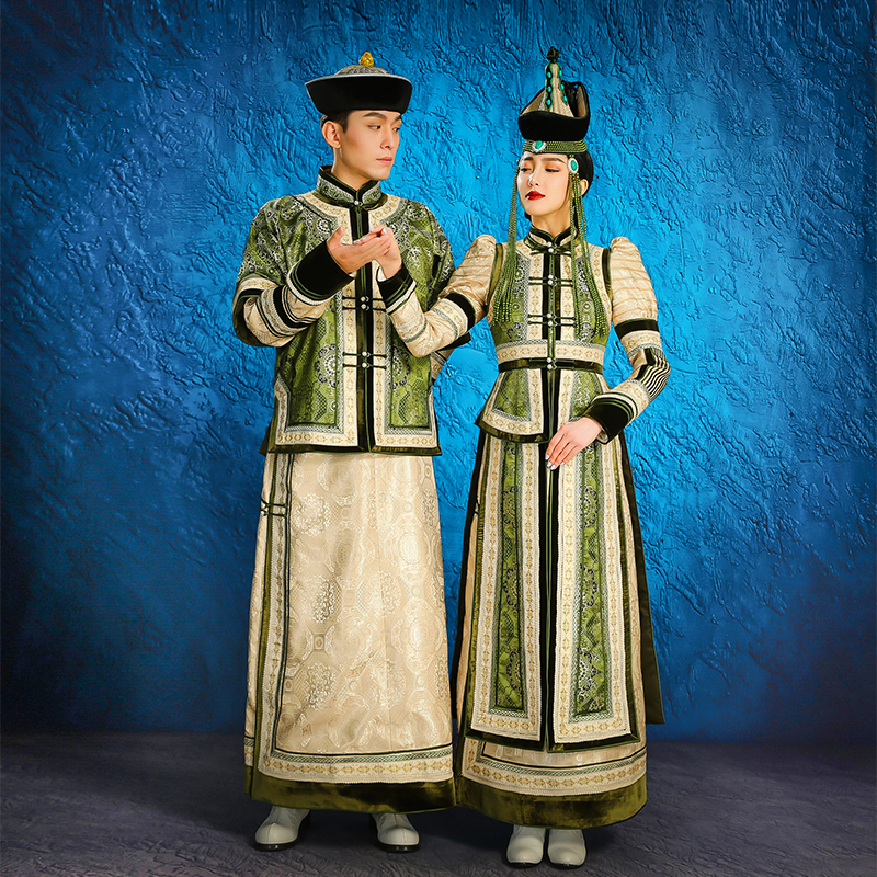 Original Couple's Mongolian Wedding Attire, Traditional Ethnic Minority Clothing from Inner Mongolia, Traditional Robe for Dance Performances, Photography, and Travel Photography Original Couple's Mongolian Wedding Attire, Traditional Ethnic Minority Clothing from Inner Mongolia, Traditional Robe for Dance Performances, Photography, and Travel Photography
