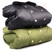 Xinjiang military coat cotton coat mens winter thickened long coat security cold-proof clothing military green cotton clothing cold storage