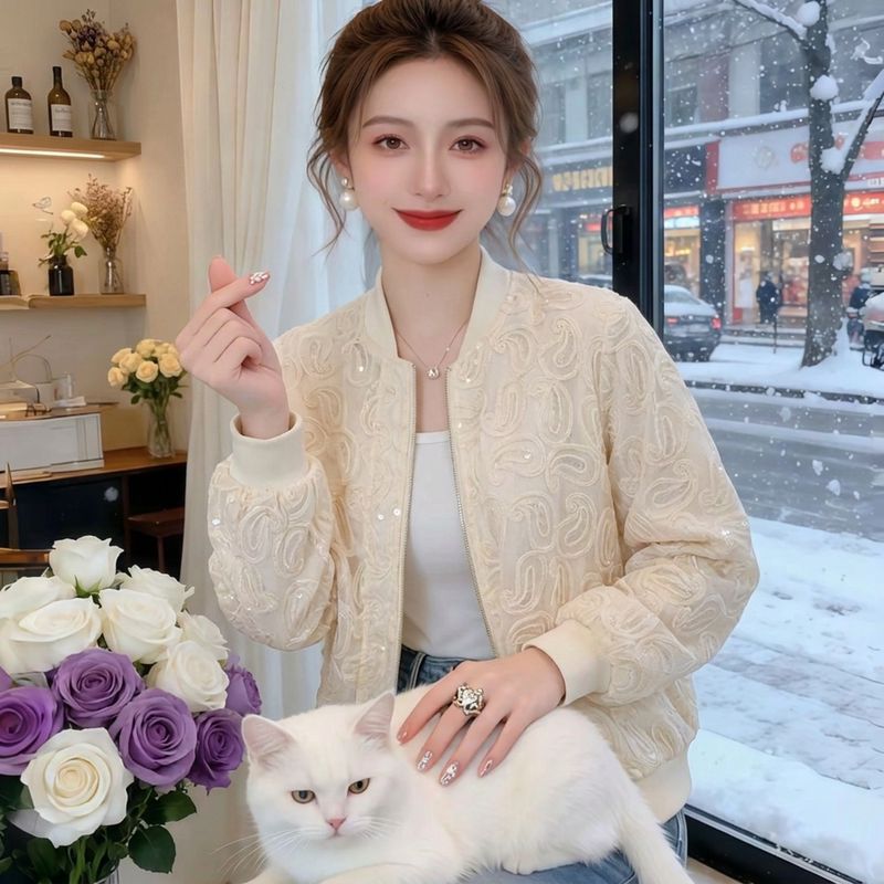 Chanel-Style Embroidered Sequin Short Jacket for Women, Thin Baseball Jacket with Zipper, Slimming Casual Top for Petite Figures Chanel-Style Embroidered Sequin Short Jacket for Women, Thin Baseball Jacket with Zipper, Slimming Casual Top for Petite Figures