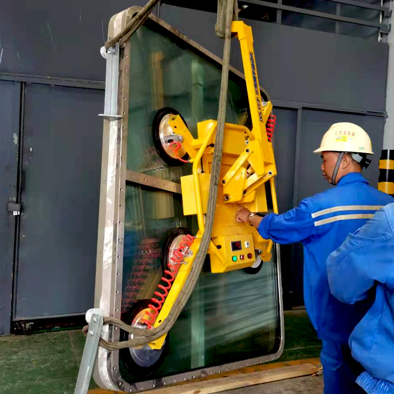 电动玻璃吸盘高空幕墙真空吊具：安全高效翻转吊装的秘密武器！