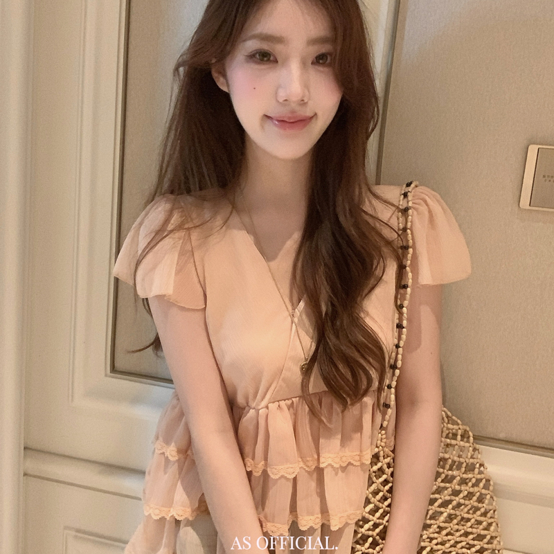 As Official - the New Hot-Selling Date Outfit Choice - V-Neck Lace Doll Chiffon Blouse 270