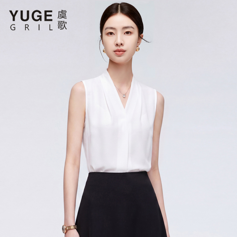 White Sleeveless Shirt for Women, Summer Thin Style, High-End Feel, Petite Camisole, Suitable for Wearing under a Blazer, V-Neck Shirt