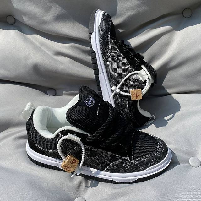 Wanshi sneakers men's thick tongue bread shoes men's shoes autumn and winter versatile casual shoes warm non-slip trendy shoes